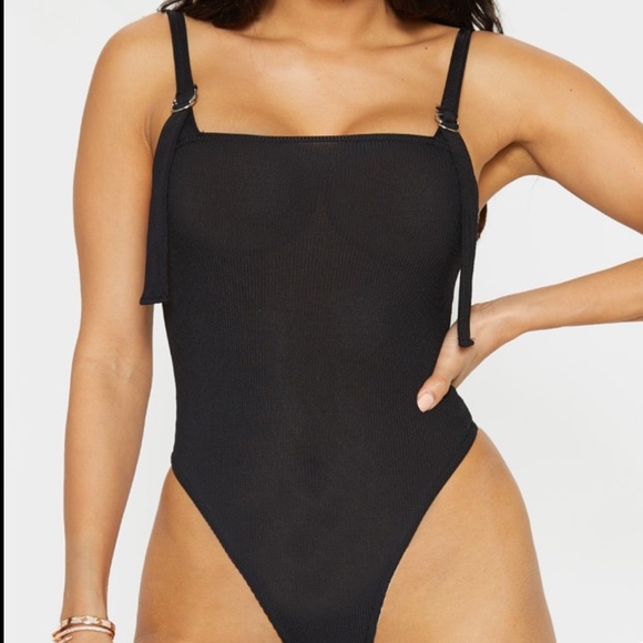 black bodysuit plt